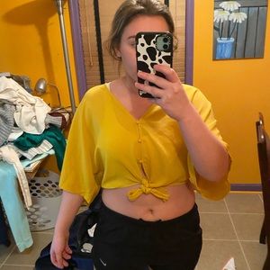 Never worn beautiful yellow going out, shirt